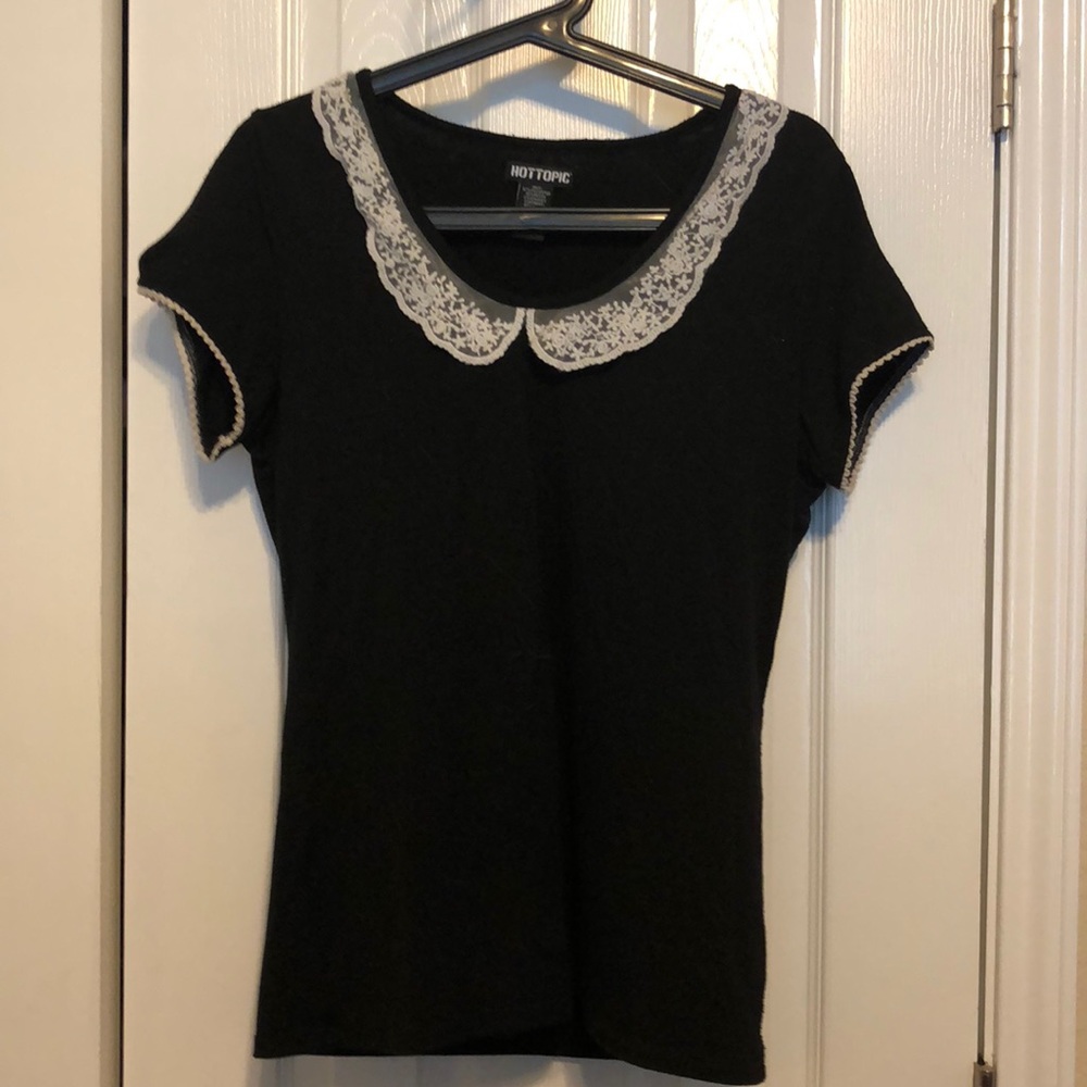 Hot Topic black tee with lace collar